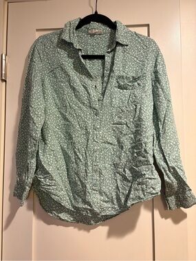 beachlunchlounge Mint Green Floral Button Down